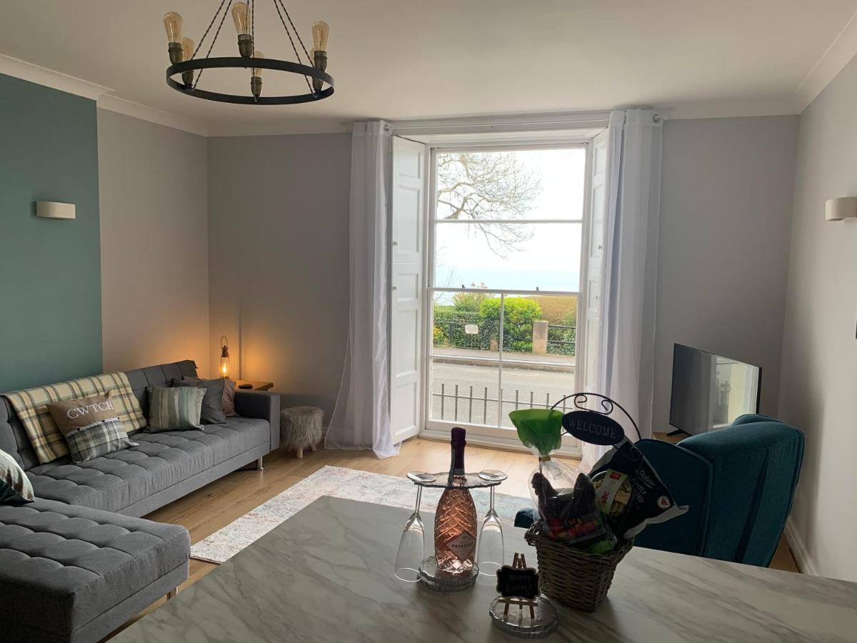 Beautiful Flat With Harbour Views Tenby Exterior foto
