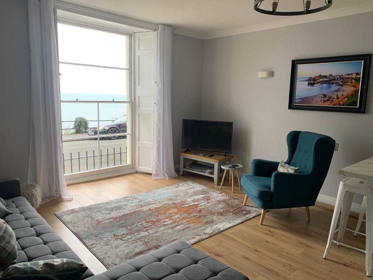 Beautiful Flat With Harbour Views Tenby Exterior foto
